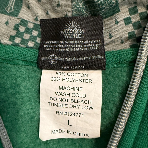 Slithering Zip Up Hoodie From Harry Potter Hogwarts Size Large Green - Picture 7 of 10